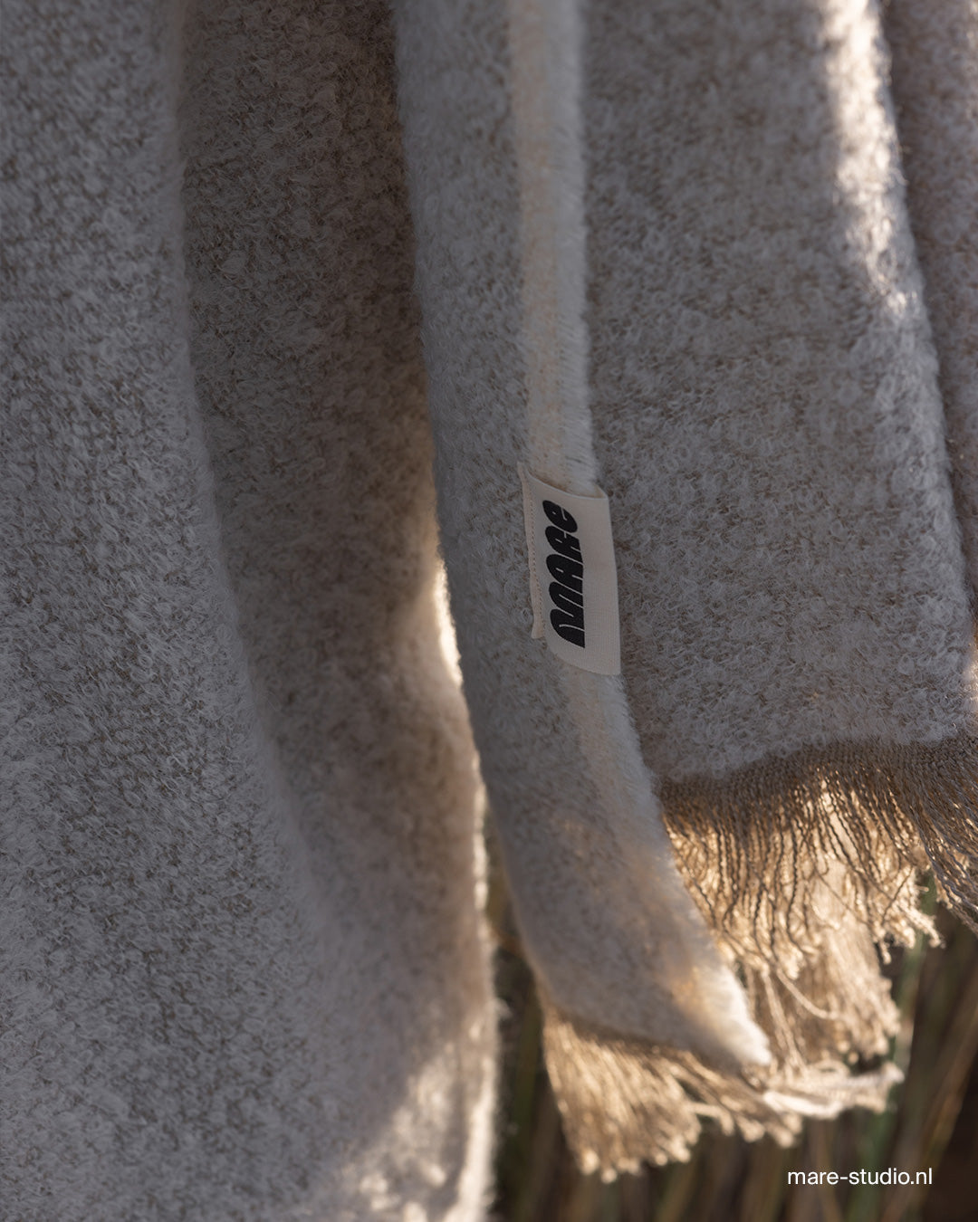 Sand drift Throw, white