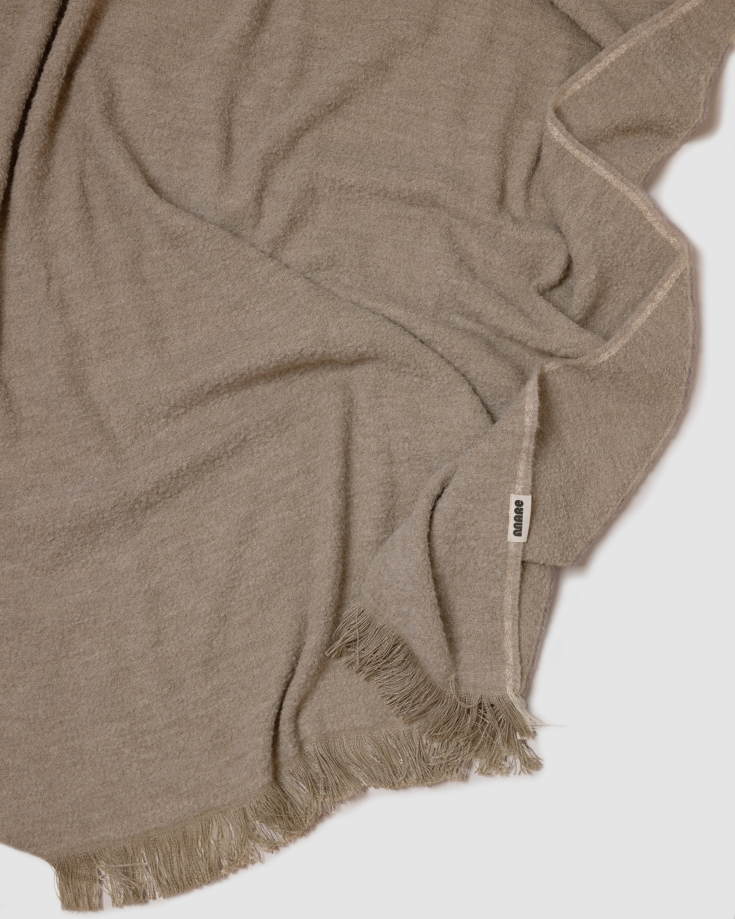 Sand drift Throw, Sand